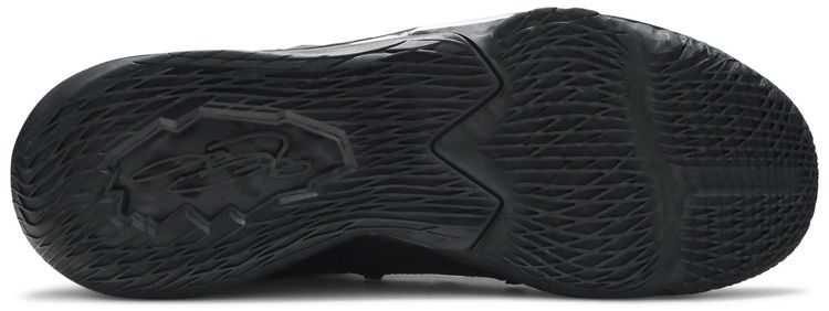 Nike LeBron 17 Low Triple Black