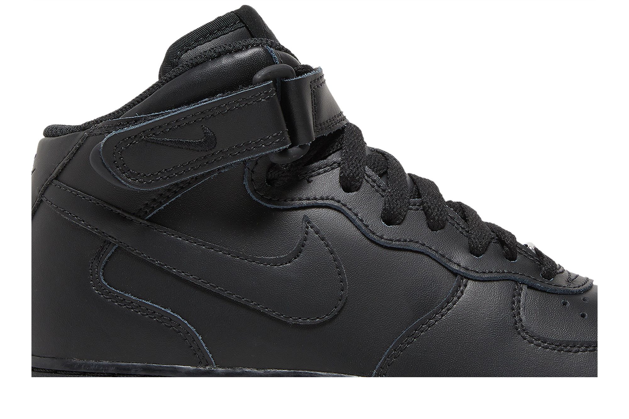 Black mid top air force 1 on sale