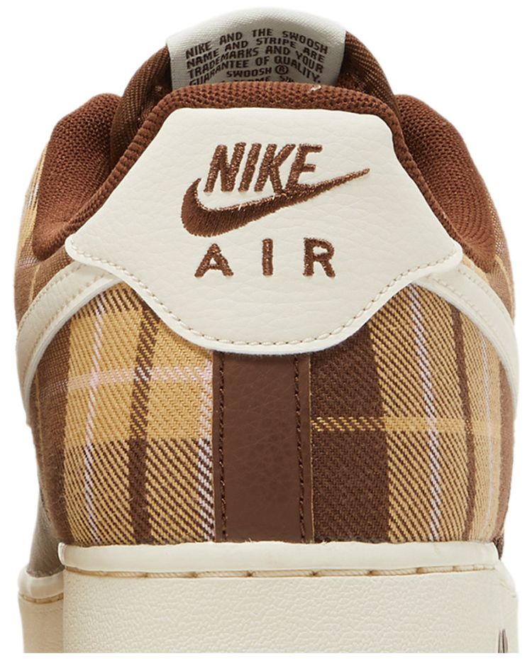 Nike Air Force 1 07 LX Cacao Plaid