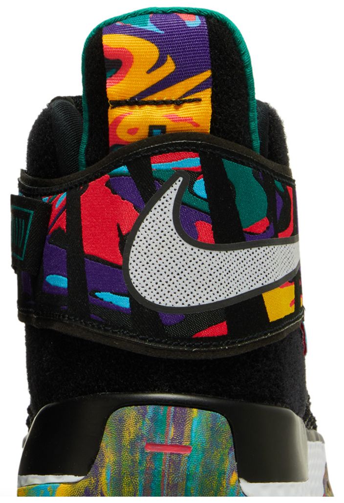 Nike Zoom UNVRS Flyease Multi Color