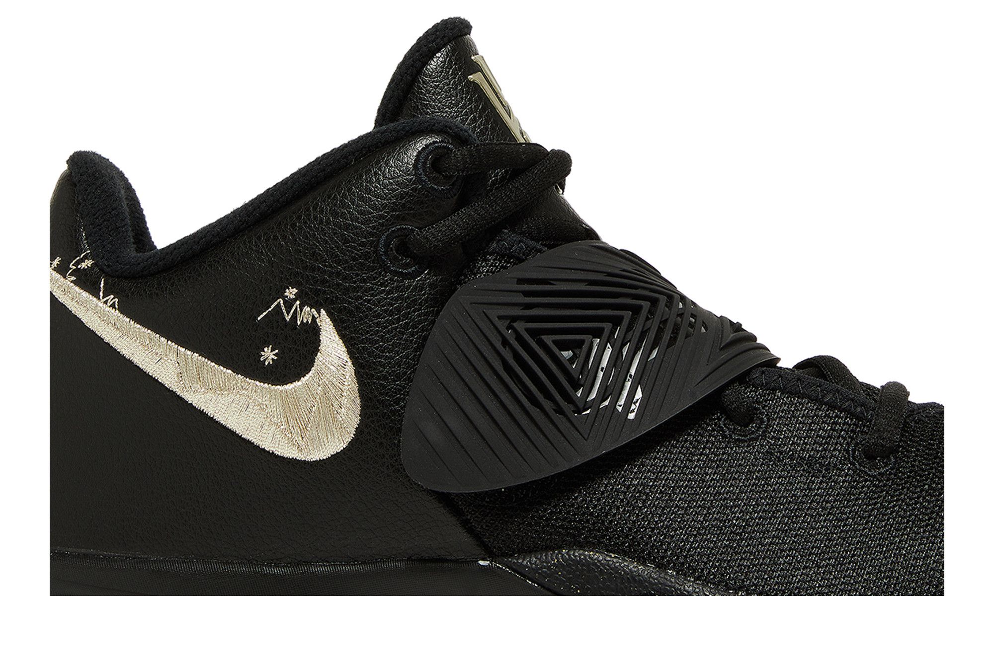 Kyrie flytrap black and gold sale