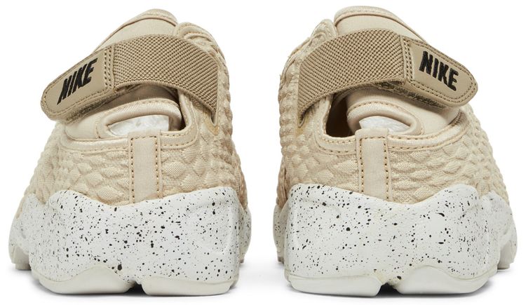 Nike Wmns Rift Wrap SE Oatmeal