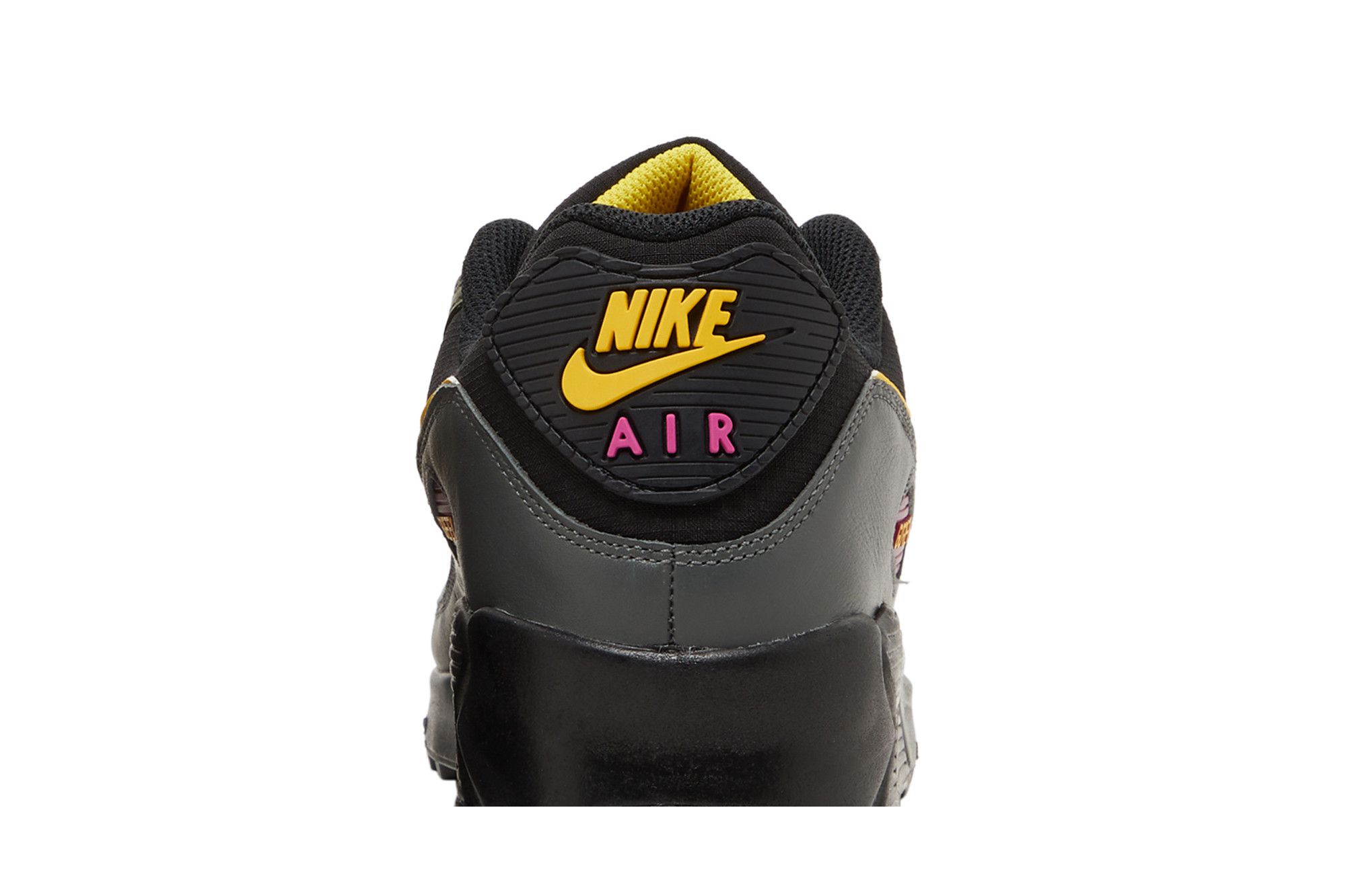 Nike air max with yellow tick store