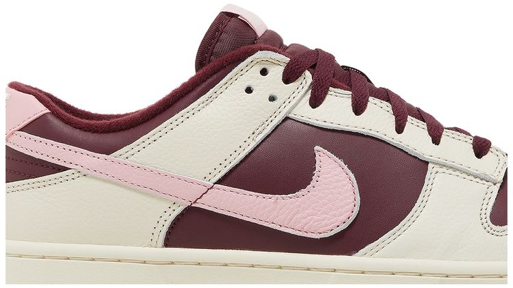 Nike Dunk Low Premium Valentines Day
