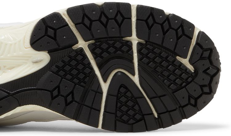 New Balance 2002R White Natural Indigo