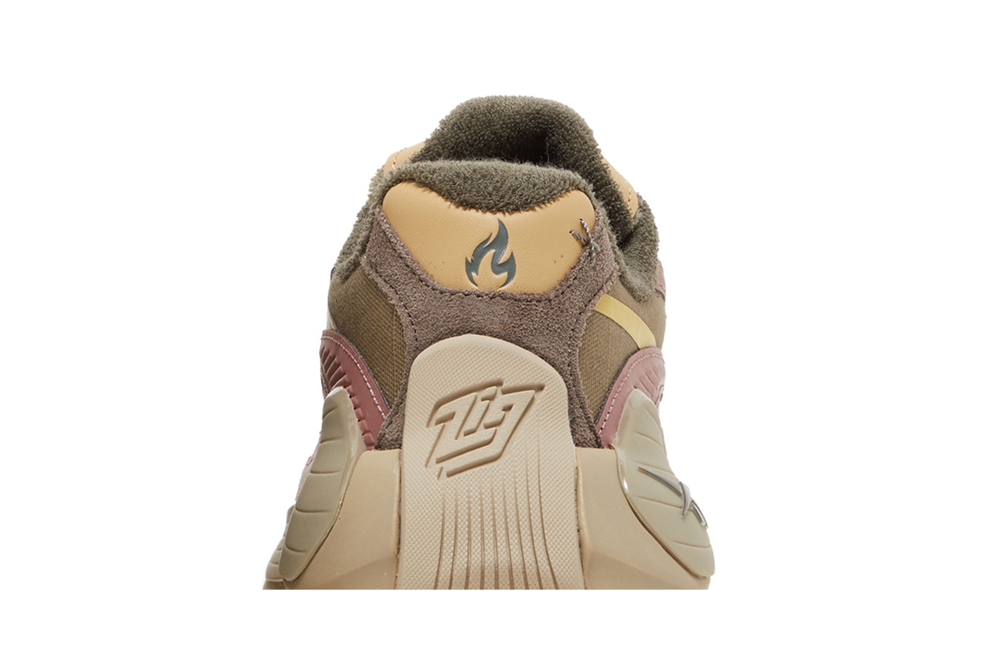 Street Fighter x Reebok Instapump Fury Zangief GZ9541