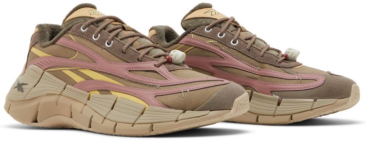 Reebok Street Fighter x Zig Kinetica 25 Dhalsim