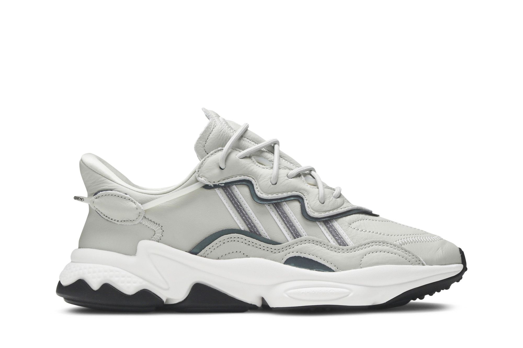 Ozweego trace clearance cargo