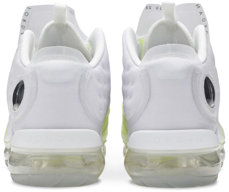 Wmns Air Jordan Reign White Volt