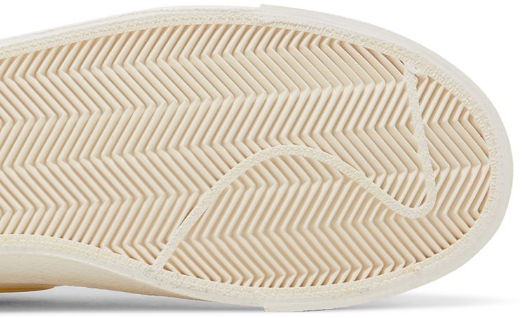 Nike Blazer Low 77 Vintage Sail Multi