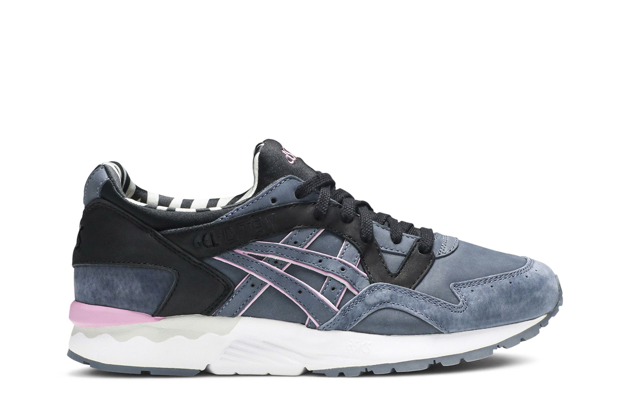 Asics extra butter store