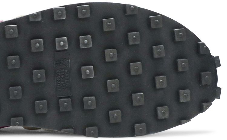 Nike Daybreak Type Cactus Flower