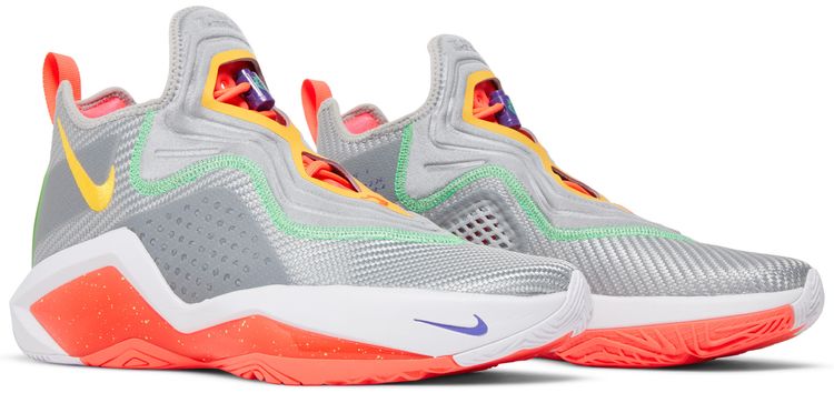 LeBron Soldier 14 Hare