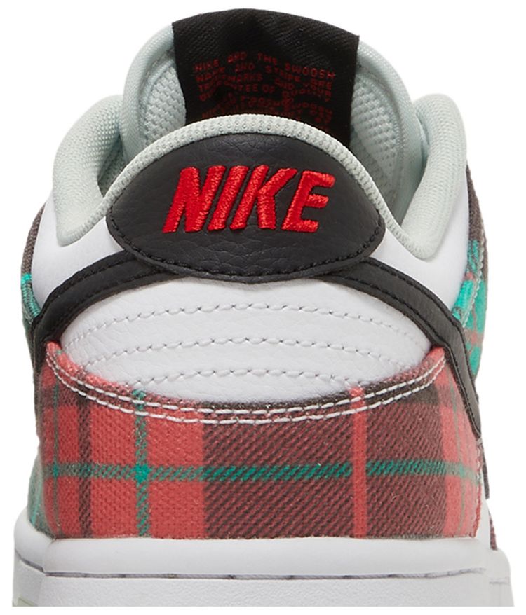 Nike Dunk Low SE GS Tartan Plaid