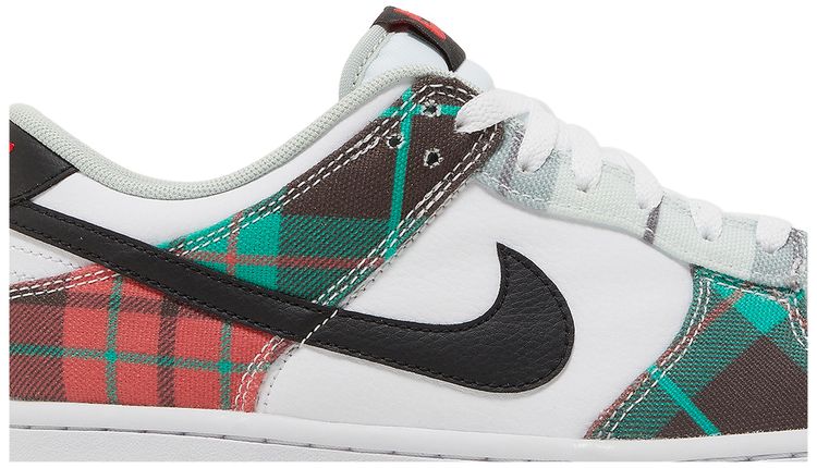 Nike Dunk Low SE GS Tartan Plaid