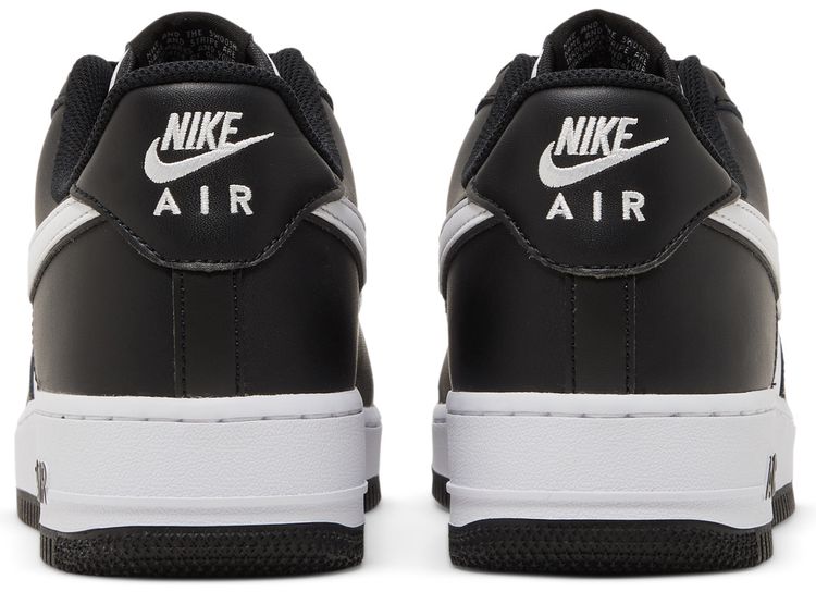 Nike Air Force 1 07 Panda