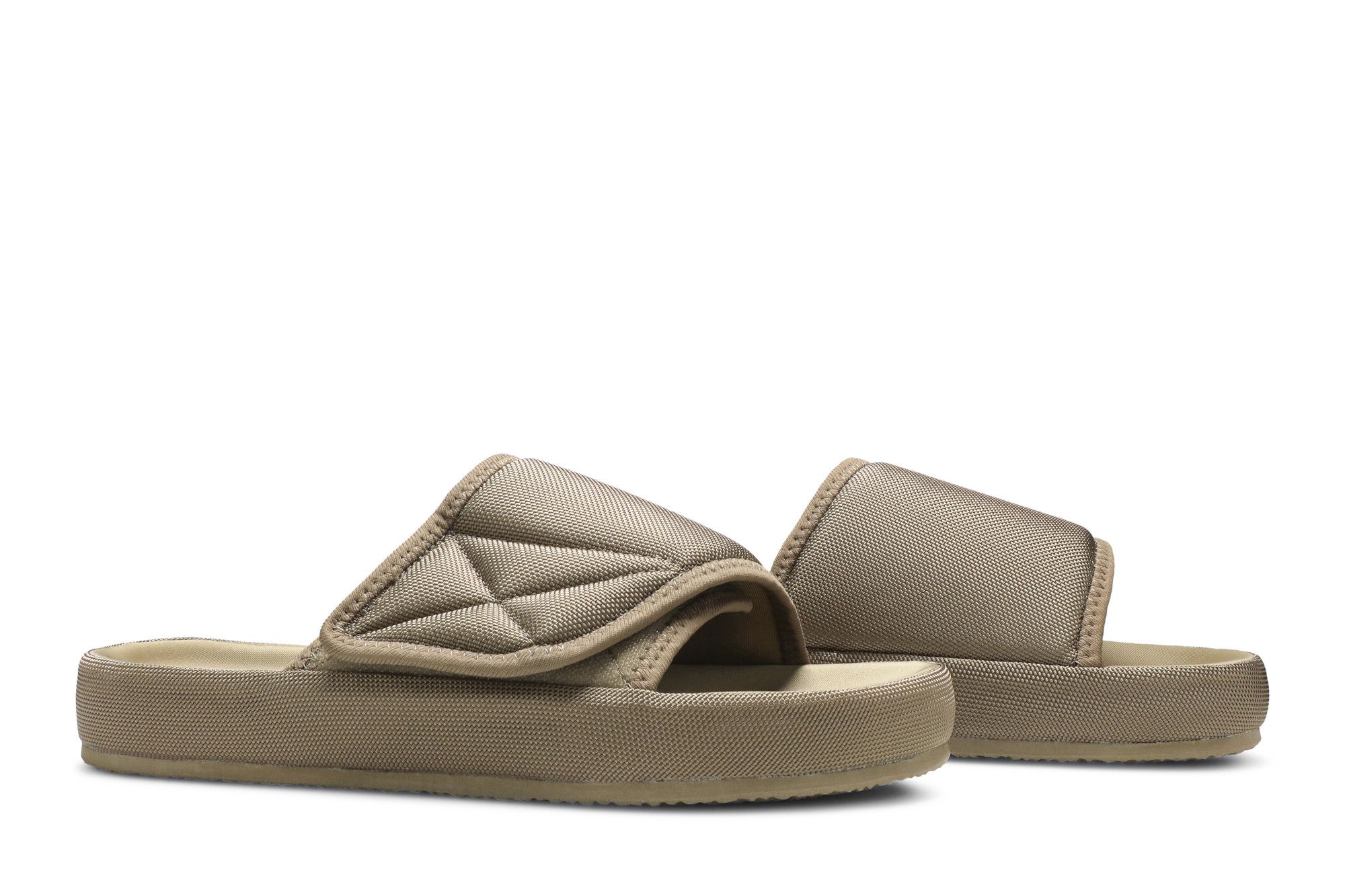 Buy Yeezy Season 7 Fabric Slipper 'Sand' - YZ7MF7004 224 | GOAT Buy Yeezy Season 7 Fabric Slipper 'Sand' - YZ7MF7004 224 | GOAT