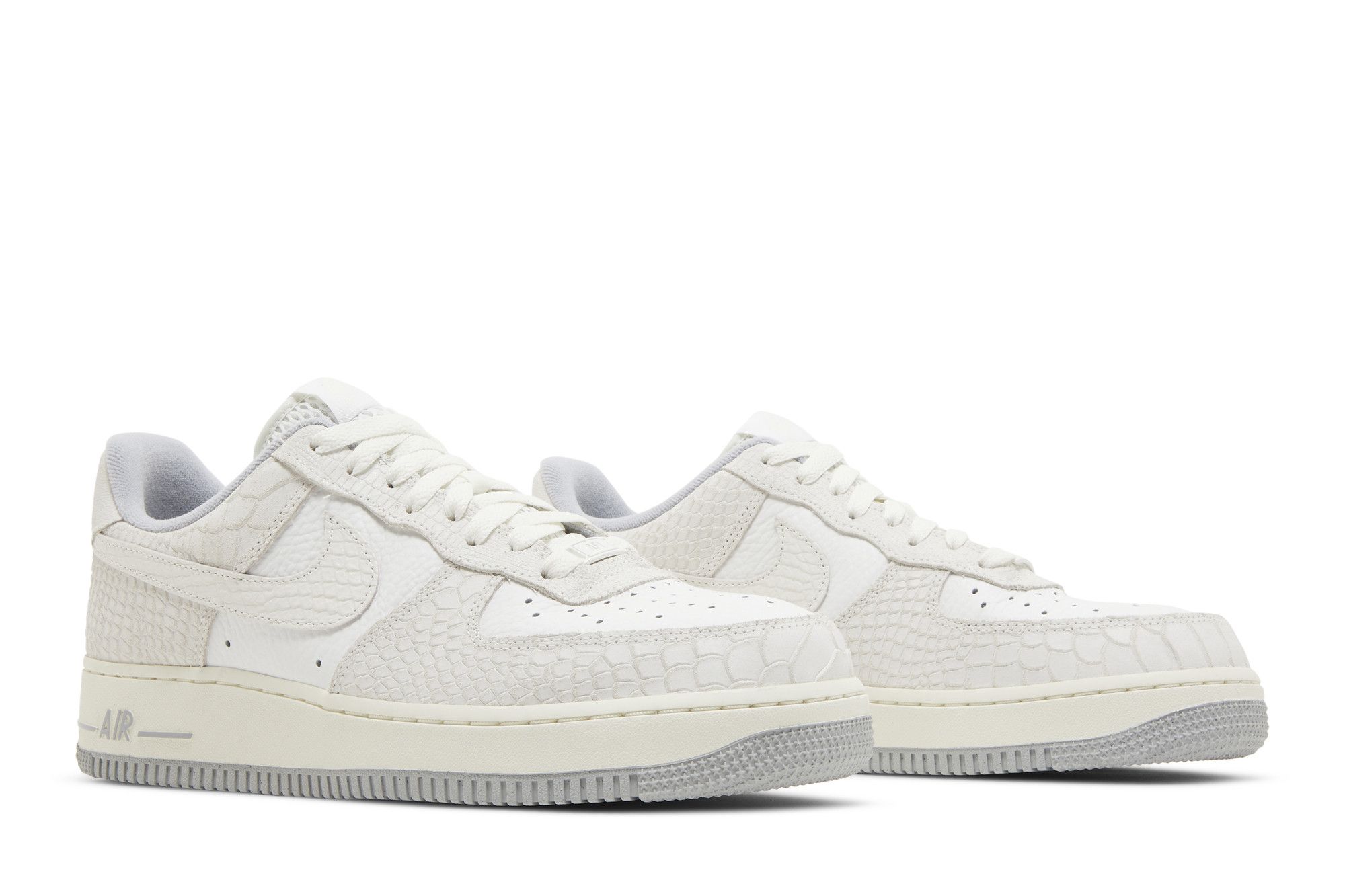 Buy Nike Wmns Air Force 1 '07 'White Python' - DX2678 100 | GOAT CA