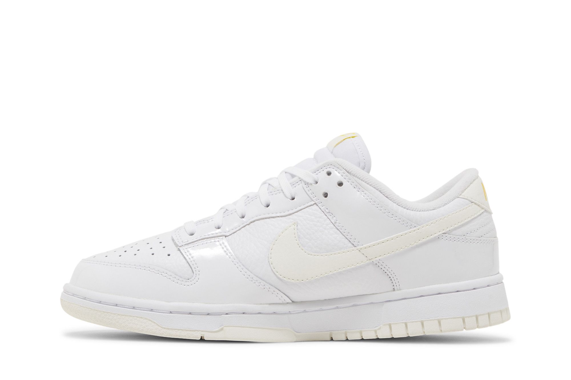 Buy Wmns Dunk Low 'Valentine's Day - Yellow Heart' - FD0803