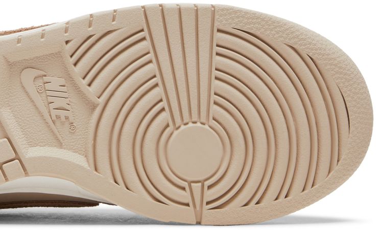 Nike Wmns Dunk Low SE Sandrift