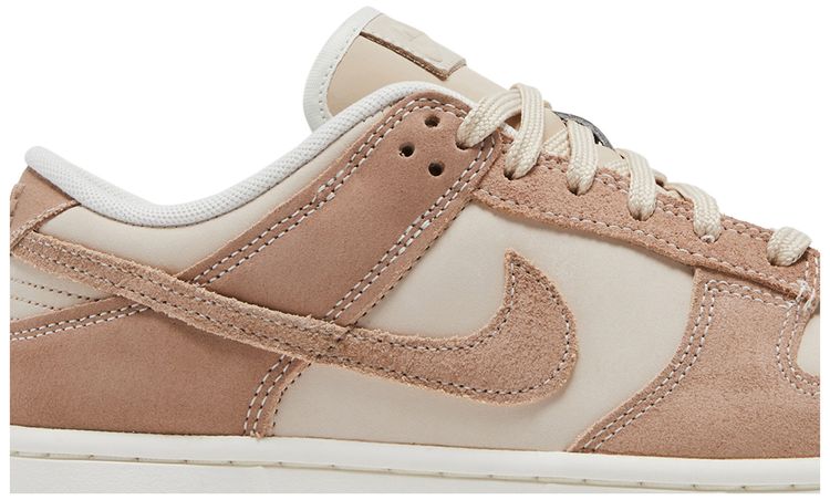 Nike Wmns Dunk Low SE Sandrift