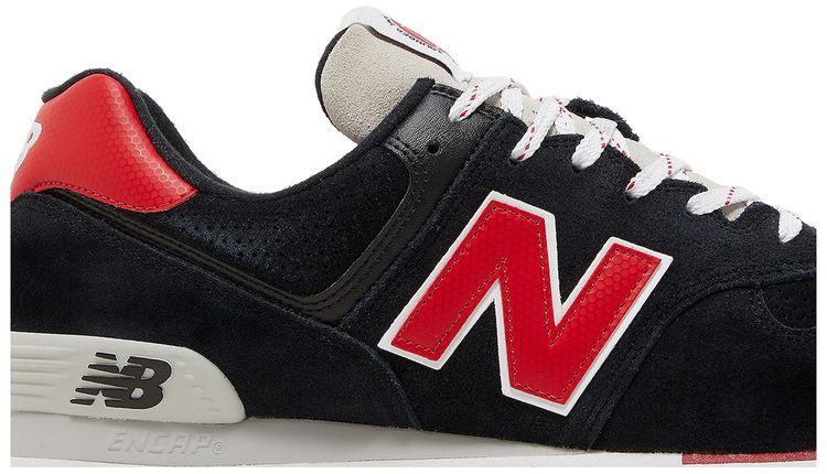 New Balance 574 Rugged Black Red