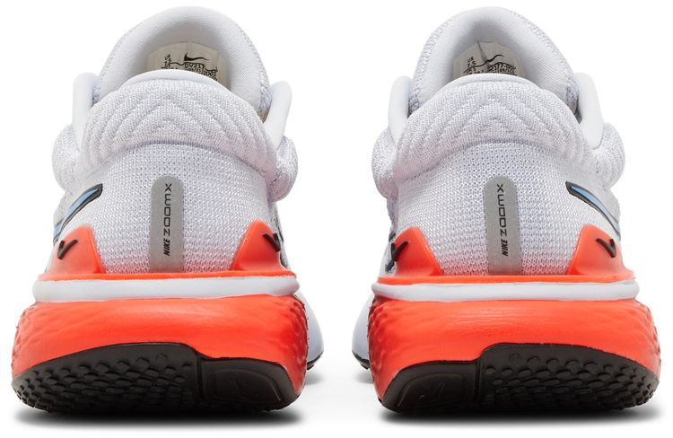 Nike Wmns ZoomX Invincible Run Flyknit 2 Grey Crimson Blue