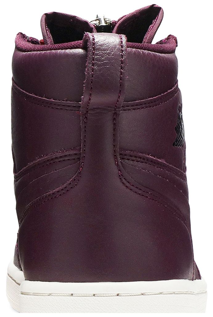 Wmns Air Jordan 1 Retro High Zip Bordeaux