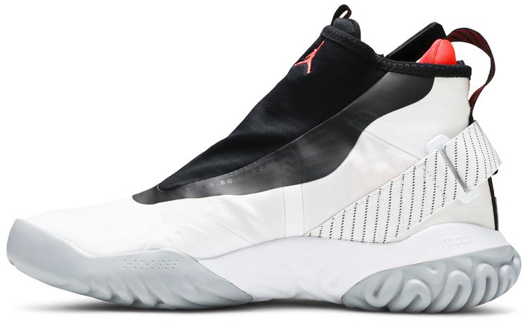 Air Jordan Proto React Z Bright Crimson