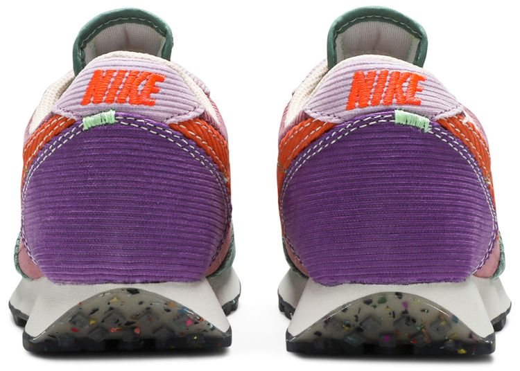 Nike Wmns Daybreak Corduroy   Desert Berry