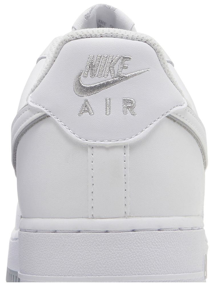 Nike Air Force 1 07 White Wolf Grey
