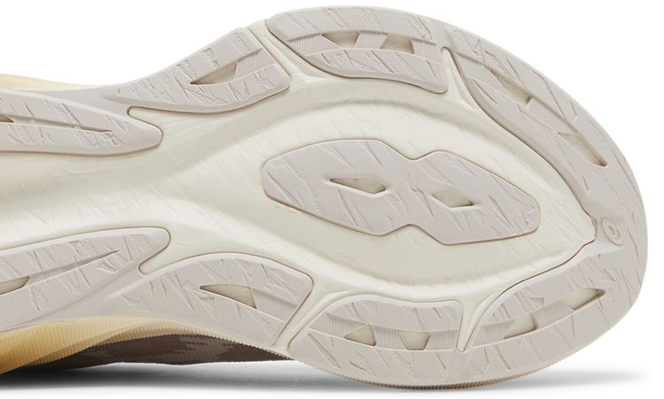 Asics Wmns Novablast 3 Fawn Mineral Beige