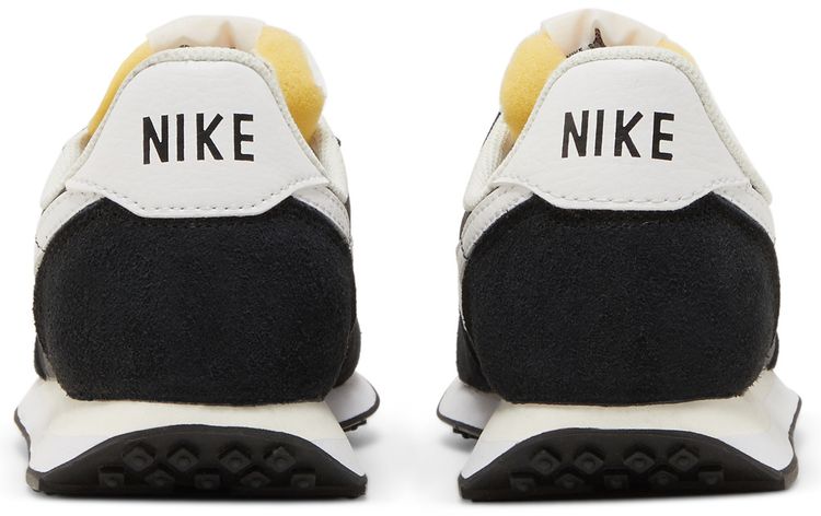 Nike Wmns Waffle Trainer 2 Black White