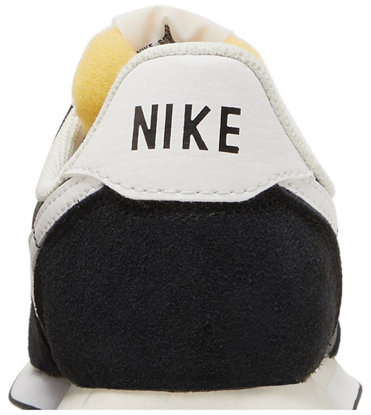 Nike Wmns Waffle Trainer 2 Black White