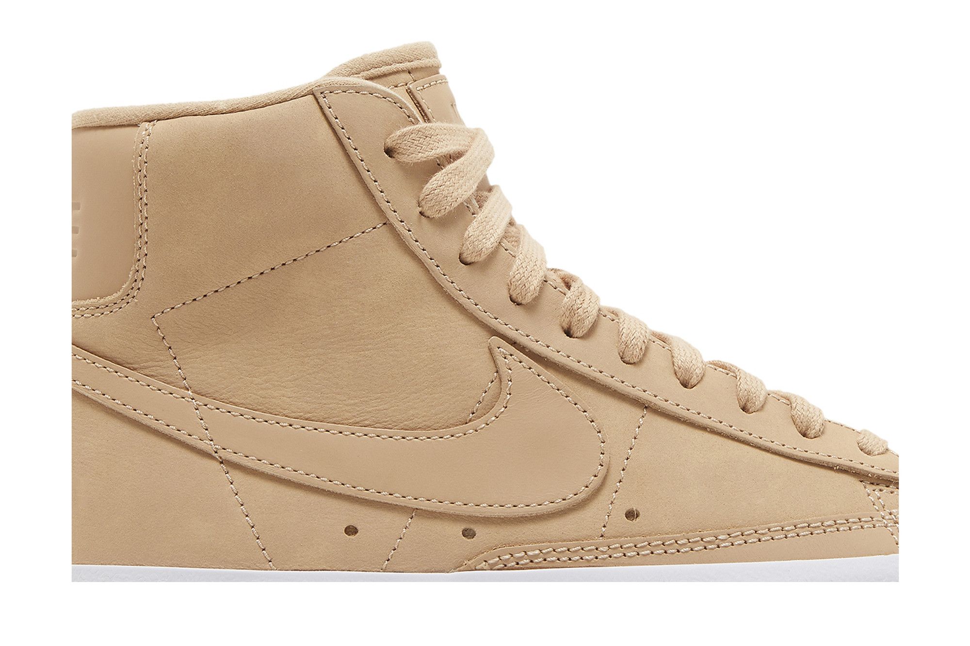 Nike blazer mid tan top