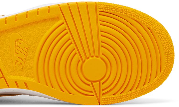 Air Jordan Air Ship PE SP University Gold