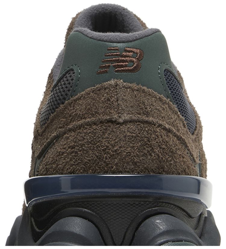 New Balance 9060 Beef  Broccoli