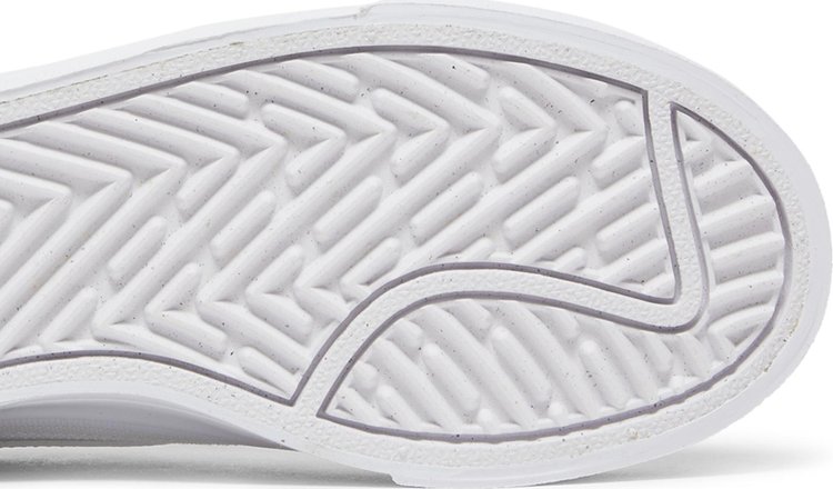 Wmns Court Legacy Lift Triple White