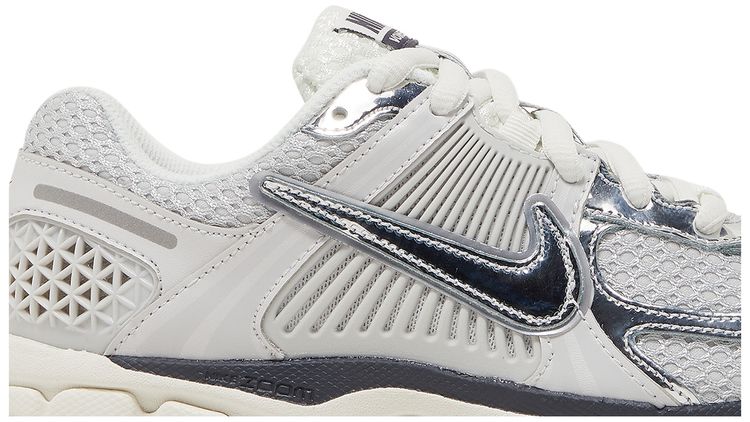 Wmns Air Zoom Vomero 5 Photon Dust Metallic Silver