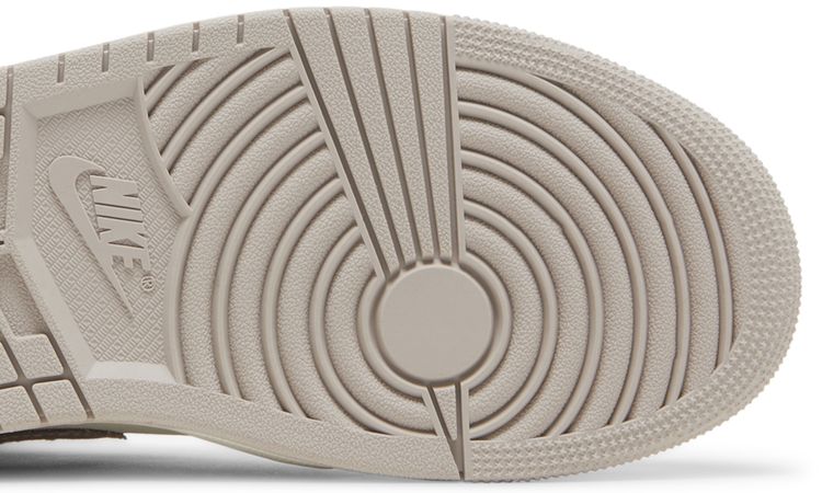 Air Jordan 1 Mid SE Craft Inside Out   Taupe Haze