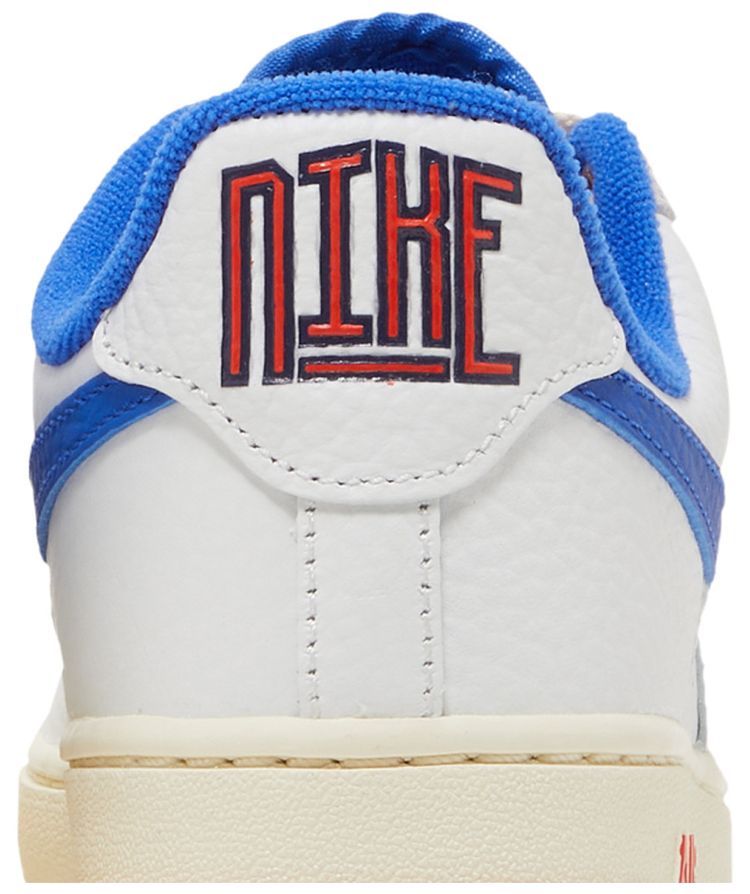 Nike Wmns Air Force 1 07 LX Command Force