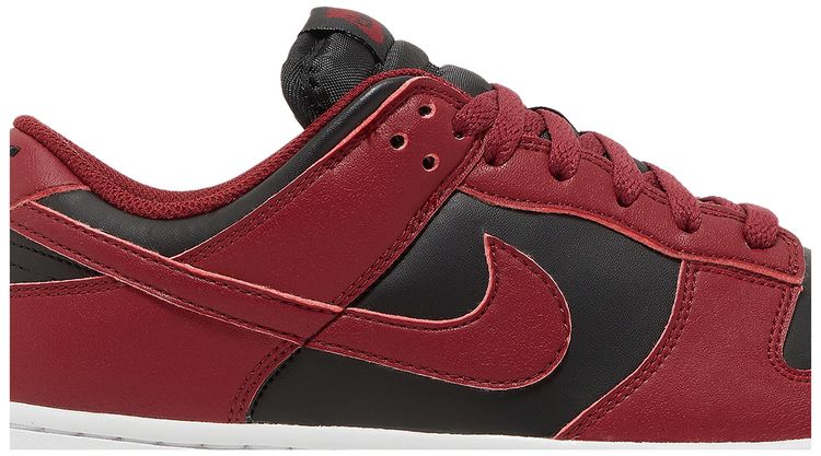 Nike Wmns Dunk Low Next Nature Team Red Black
