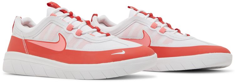 Nyjah Free 2 SB White Lobster