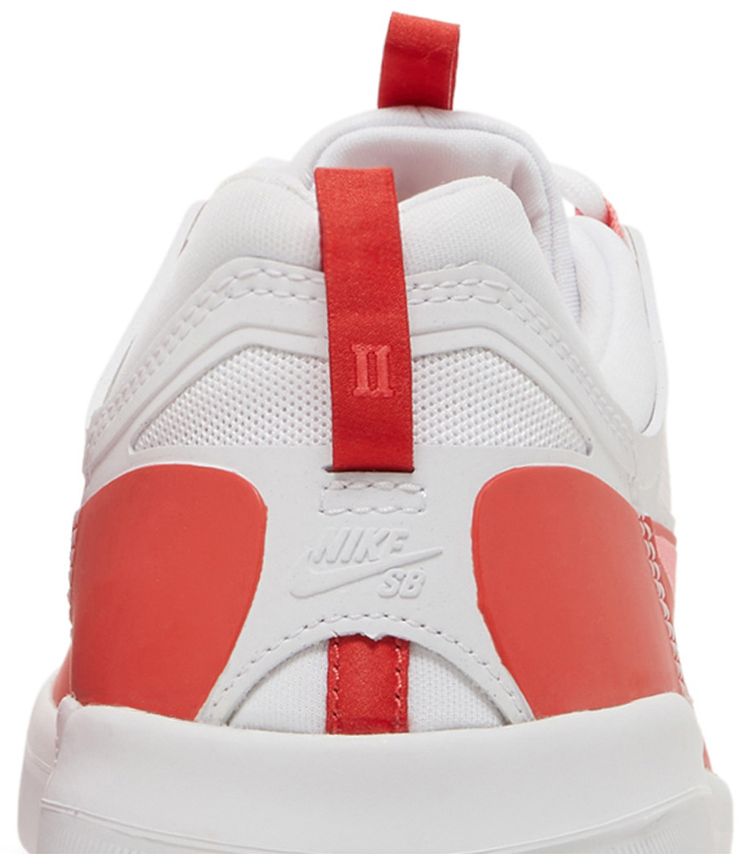 Nyjah Free 2 SB White Lobster