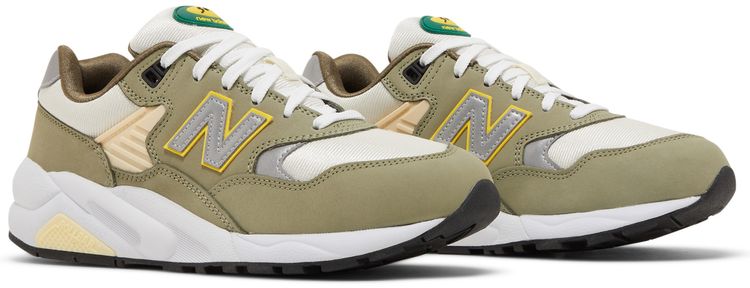 New Balance 580 Olive Leaf