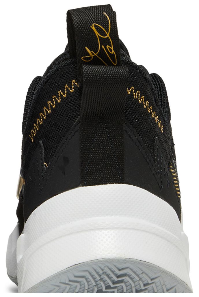 Air Jordan Why Not Zer03 BG The Family