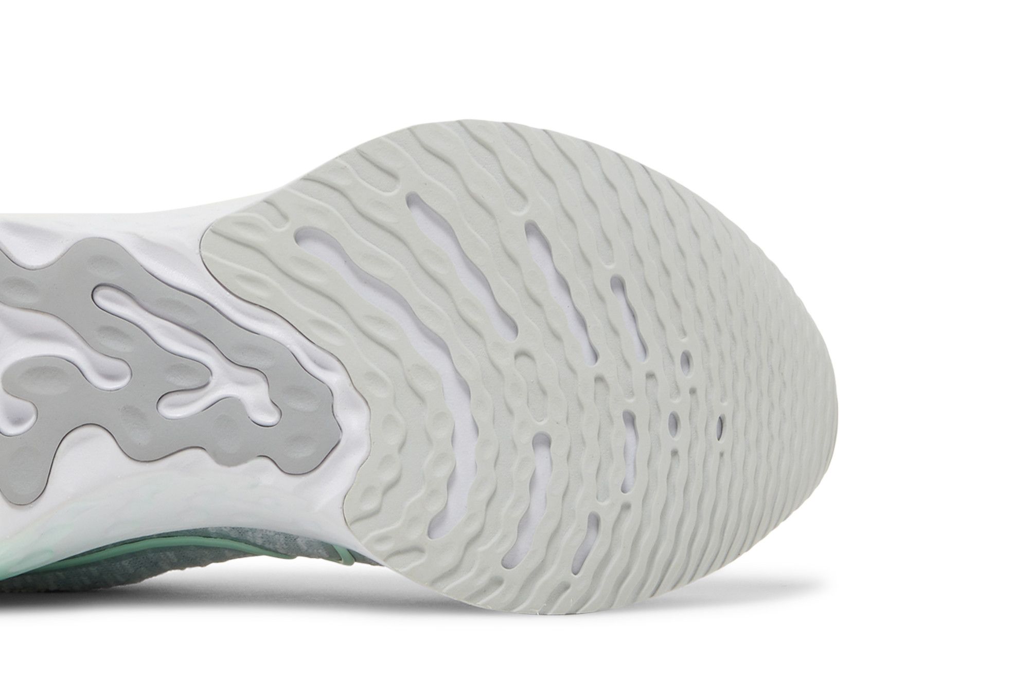 React foam outlet