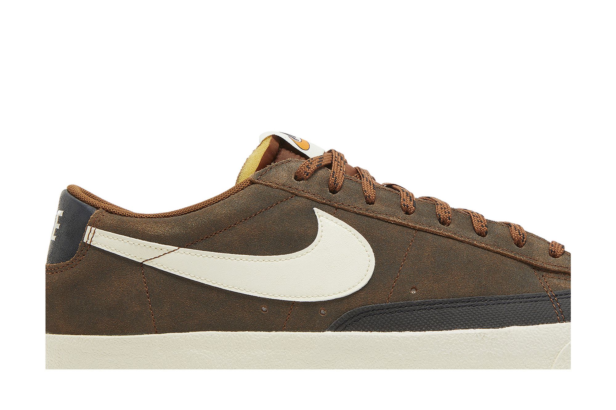 Buy Blazer Low 77 Premium Vintage Certified Fresh Pecan DX4433 200 GOAT CA