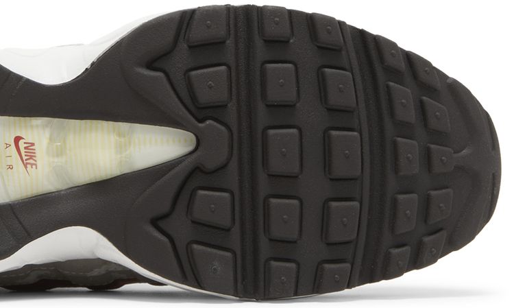 Nike Air Max 95 Social FC