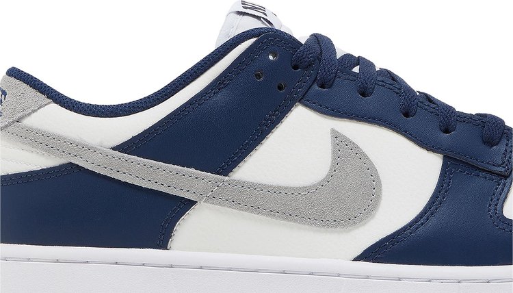 Dunk Low Midnight Navy Smoke Grey